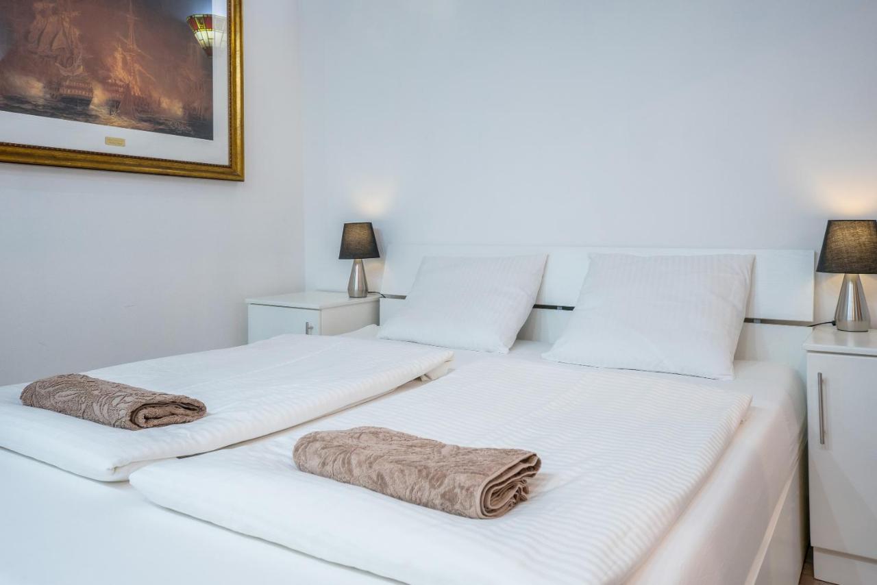 Valletta Main Street Apartment Deluxe Zewnętrze zdjęcie