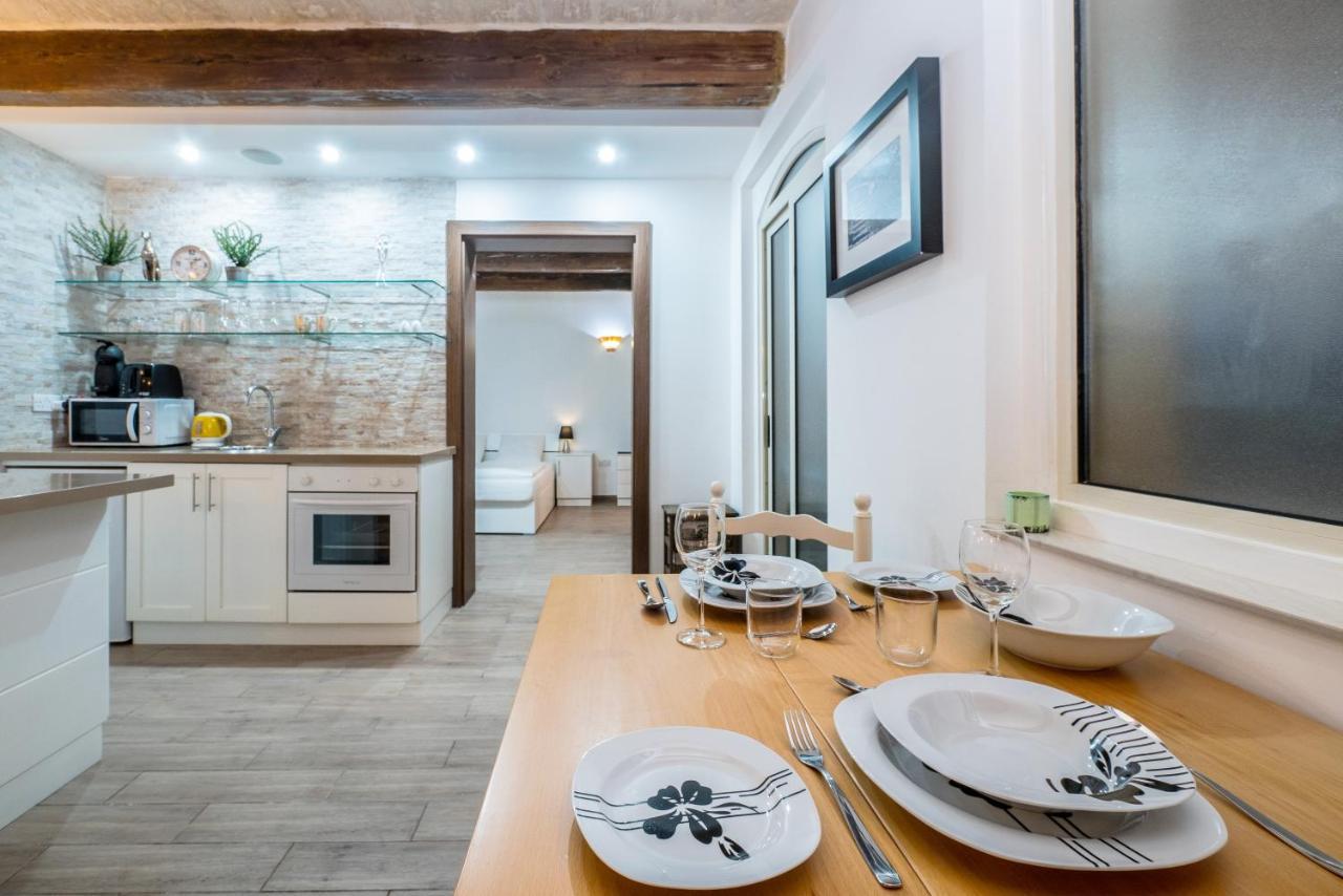Valletta Main Street Apartment Deluxe Zewnętrze zdjęcie